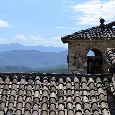 Castello Di Cammoro Sellano
